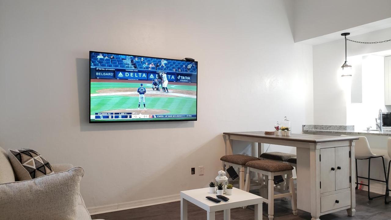 Discover Luxury Condo Steps Away From Celebration Pointe And I-75! Γκέινσβιλ Εξωτερικό φωτογραφία