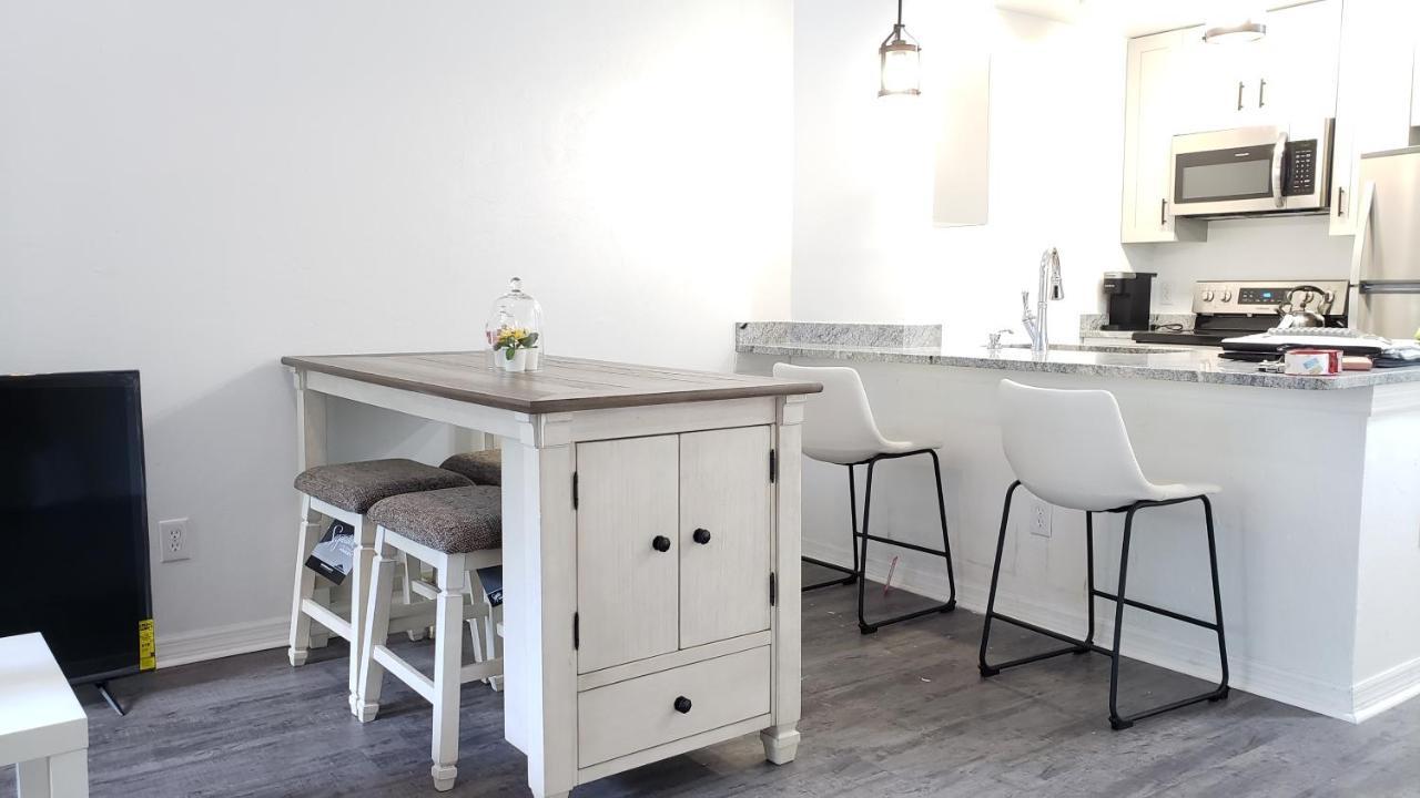 Discover Luxury Condo Steps Away From Celebration Pointe And I-75! Γκέινσβιλ Εξωτερικό φωτογραφία